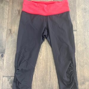LULULEMON speed Crop leggings Size 6